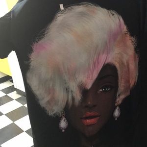 Black tee with black woman w/ pink hair